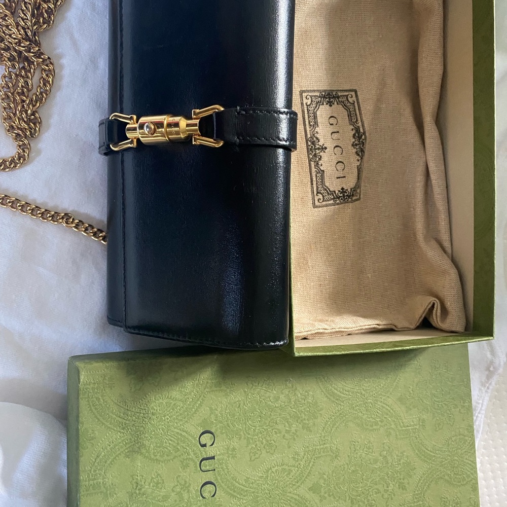 Gucci Black Leather Crossbody with Gold Hardware and Chain Jackie style. - Picture 3 of 5